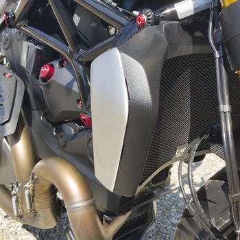 ラジエーターガード Ducati Monster/Supersport/Hypermotard ブラック - CNC Racing (シーエヌシーレーシング)