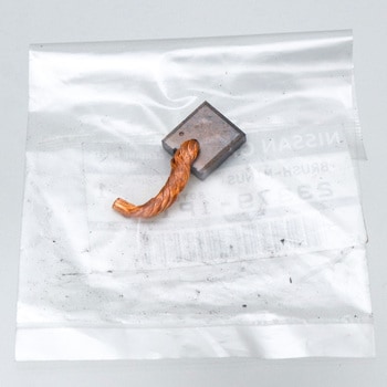 (23379)ブラシ ニッサン