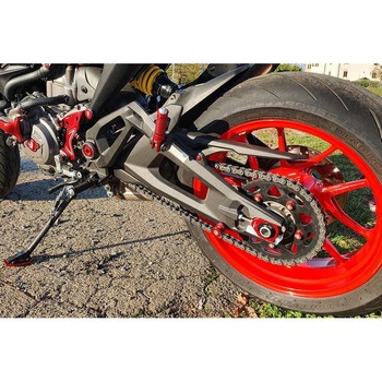 Swingarm spools M6 CNC Racing (シーエヌシーレーシング)