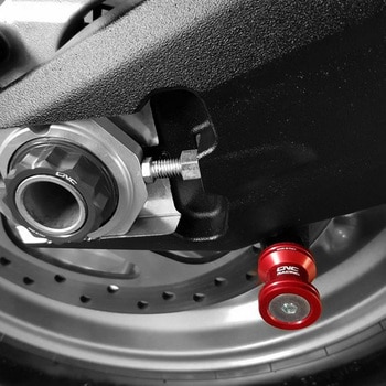 Swingarm spools M8 CNC Racing (シーエヌシーレーシング)
