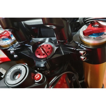 Triple clamps kit Ducati Hypermotard 821 SP / 939 SP / 950 SP ブラック CNC Racing (シーエヌシーレーシング)