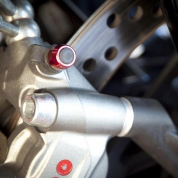 Universal billet bleed valve cover kit for Brembo CNC Racing (シーエヌシーレーシング)