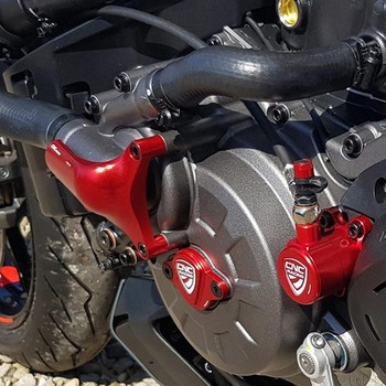 Water pump guard Ducati - CNC Racing (シーエヌシーレーシング)
