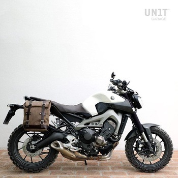 Waxed suede サイドパニアケース Scram 22L-30L + 右 サブフレーム Yamaha | U202-2504DX UnitGarage (ユニットガレージ)