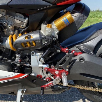 リアサスペンション rocker arms Ducati Panigale V-Twin CNC Racing (シーエヌシーレーシング)