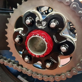 リアスプロケットフランジ Ducati CNC Racing (シーエヌシーレーシング)