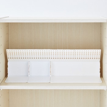 1冊でも倒れないブックスタンド - リヒトラブ