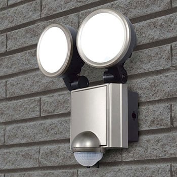 人感センサーライト コンセント式 白色LED 防雨 防水 簡単設置 屋外 セキュリティ 防犯 ELPA
