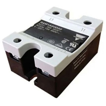 ソリッドステートリレー 最大負荷電流：50 A 最大負荷電圧：660 V ac パネルマウント CARLO GAVAZZI