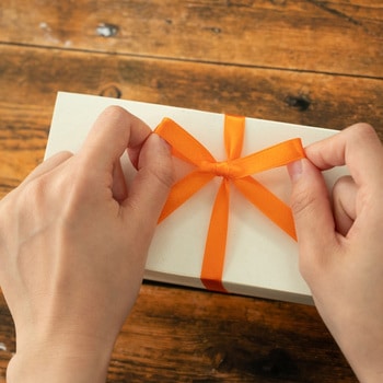 サテンリボン10mm HEADS(ヘッズ)