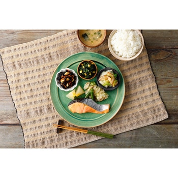 [冷凍]きくばりごぜん 銀鮭の塩焼き - ニチレイフーズ