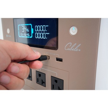 リン酸鉄リチウム電池ポータブル電源 cubele