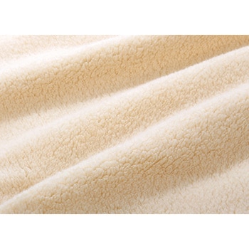 パッチワーク調あったか中わた入り毛布 ファミリー・ライフ