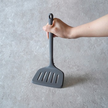 パンツール シリコーンワイドターナー 和平フレイズ