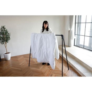 掛け布団も干せる室内物干しスタンド - シービージャパン