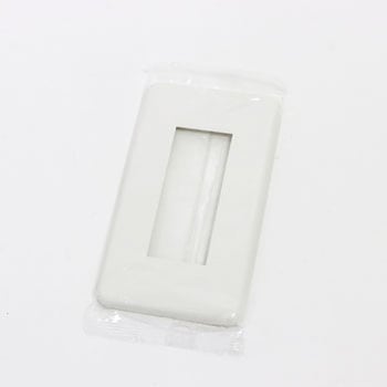 エレガンスカセットプレート 1連用 3口 神保電器