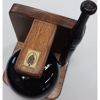 宙にうかんでいるような「おりん」 かのん【香音】(小) ヨシダ