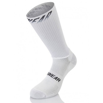 MBAD20L005V TCNO\bNX Aero Dry White MB Wear L/XL  MBAD20L005V 68644111