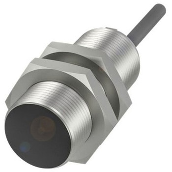 誘導型近接センサ バレル形 検出範囲 5.6 mm ねじの呼び M18 x 1 Flush BALLUFF