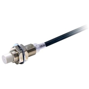 誘導型近接センサ バレル形 検出範囲 8 mm ねじの呼び M12 omron(オムロン)