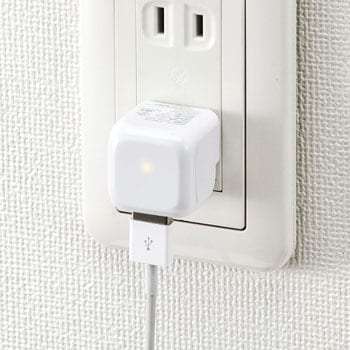 ACA-IP32WN 超小型USB充電器 1個 サンワサプライ 【通販モノタロウ】