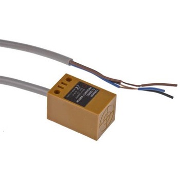 近接センサ ブロック形 検出範囲 5 mm 非点滅 500Hz omron(オムロン)