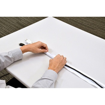 クロスモール エスコ