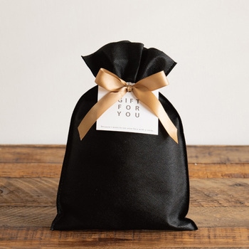 不織布リボン付ギフトバッグ HEADS(ヘッズ)