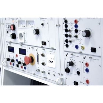 パネルマウントソケット エスコ