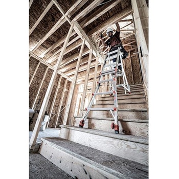 ユニバーサルはしご兼用脚立(水平レベラー付) エスコ