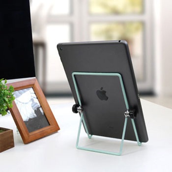 持ち運びに最適 コンパクトサイズの折り畳みタブレットスタンド OWLTECH(オウルテック)