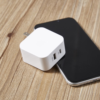 PD・QC3.0対応USB充電アダプター bitstrong