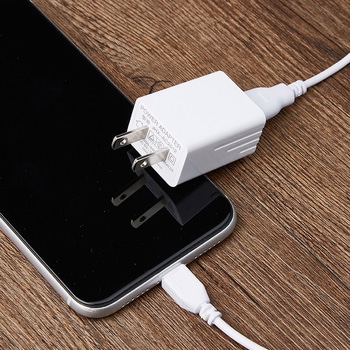 USB充電アダプター bitstrong