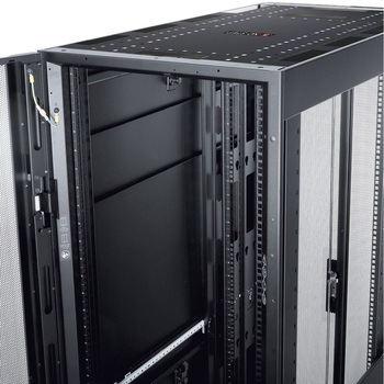 APC NetShelter SX 45U 600mm Wide x 1200mm Deep Enclosure with Sides Black AR3305 APC(シュナイダーエレクトリック)