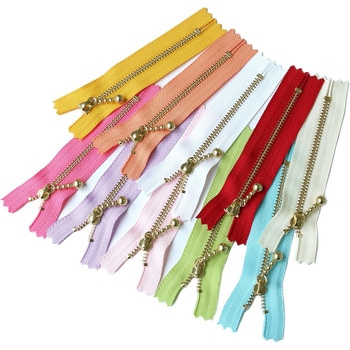 玉付きファスナー YKK