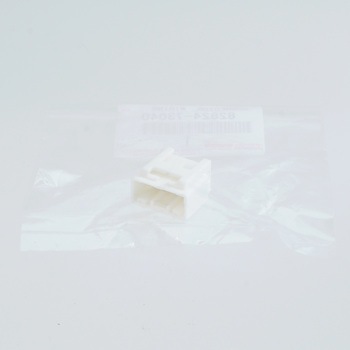 (82824)ワイヤリングハーネス コネクタ トヨタ