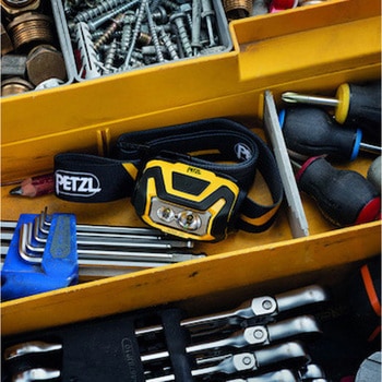 アリア R PETZL