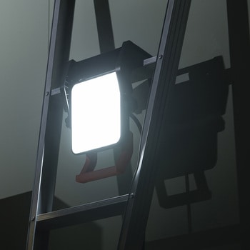 LED置き型投光器 AC式 アイリスオーヤマ