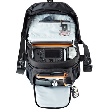 カメラ用ショルダーバッグ ノバAW2II Lowepro
