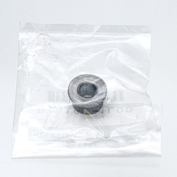 (87614)ブツシユ，フロント シート ニッサン