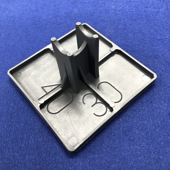 ポリサイコロ(プラスチック)プレート付き アートスペース