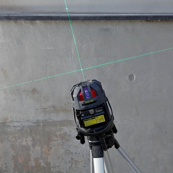 レーザー墨出器 京セラ