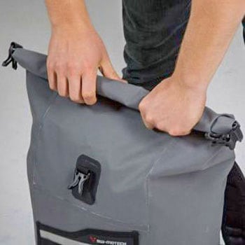 DRYBAG 300 SW-MOTECH (エスダブリューモテック)