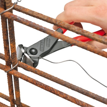 エンドカッティングニッパー KNIPEX(クニペックス)