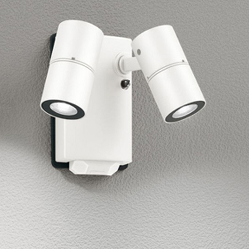 OG264275R 高演色LED ミニマルエクステリアスポットライト 人感センサー付 ODELIC(オーデリック) 配光タイプ:ワイド配光(42°) 5000K 幅Φ53mm長さ100mm  OG264275R 23,026円