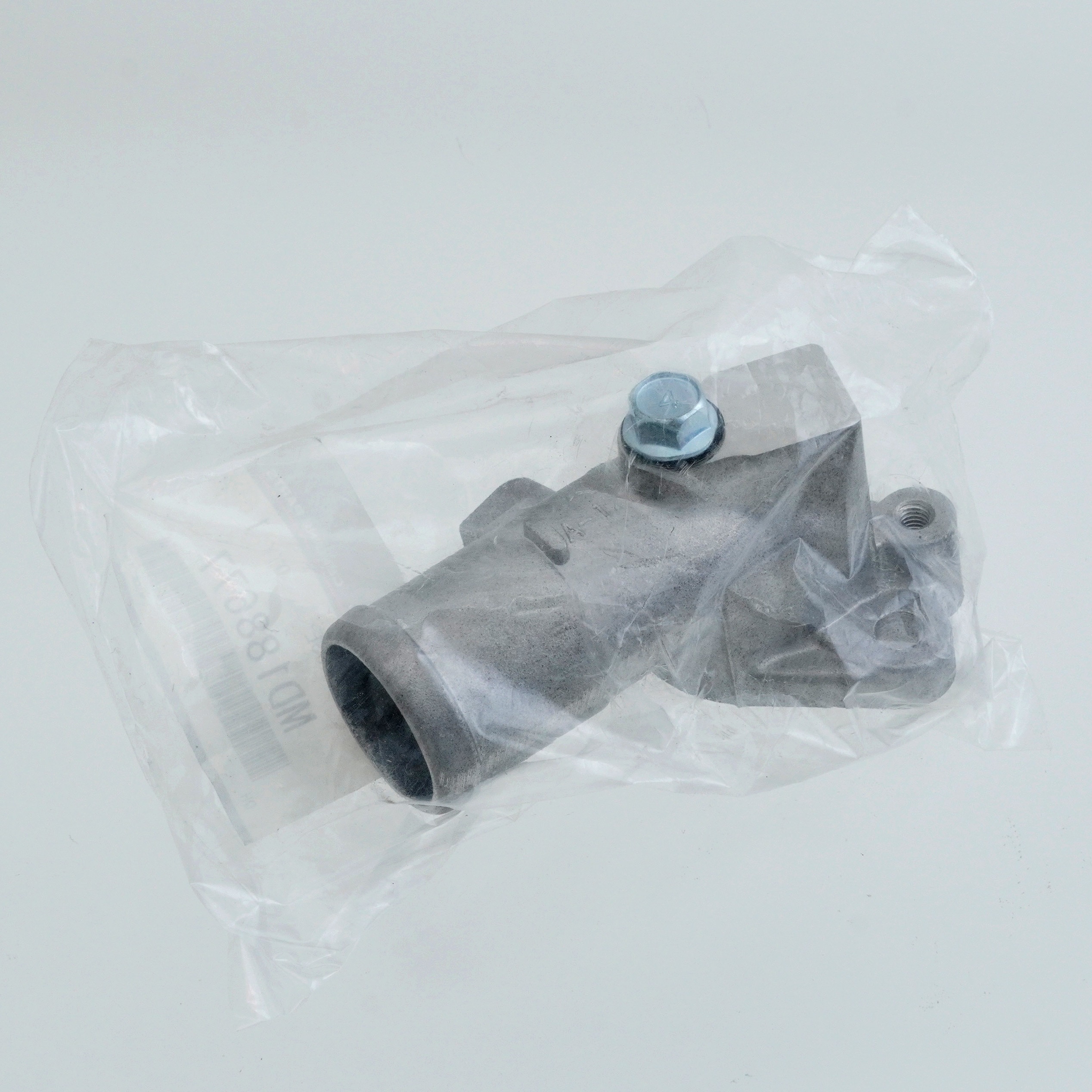 MD188677 (MD18)フィッチング ASSY，クーリング ウォータ アウトレット ホース 1個 ミツビシ 【通販モノタロウ】