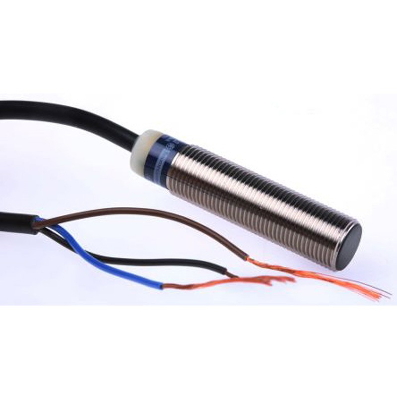 XS612B1NAL2 Telemecanique Sensors 近接センサ 円柱形 検出範囲 4 mm ねじの呼び M12 x 1 埋込型 2.5kHz TELEMECANIQUE SENSORS 1個 XS612B1NAL2
