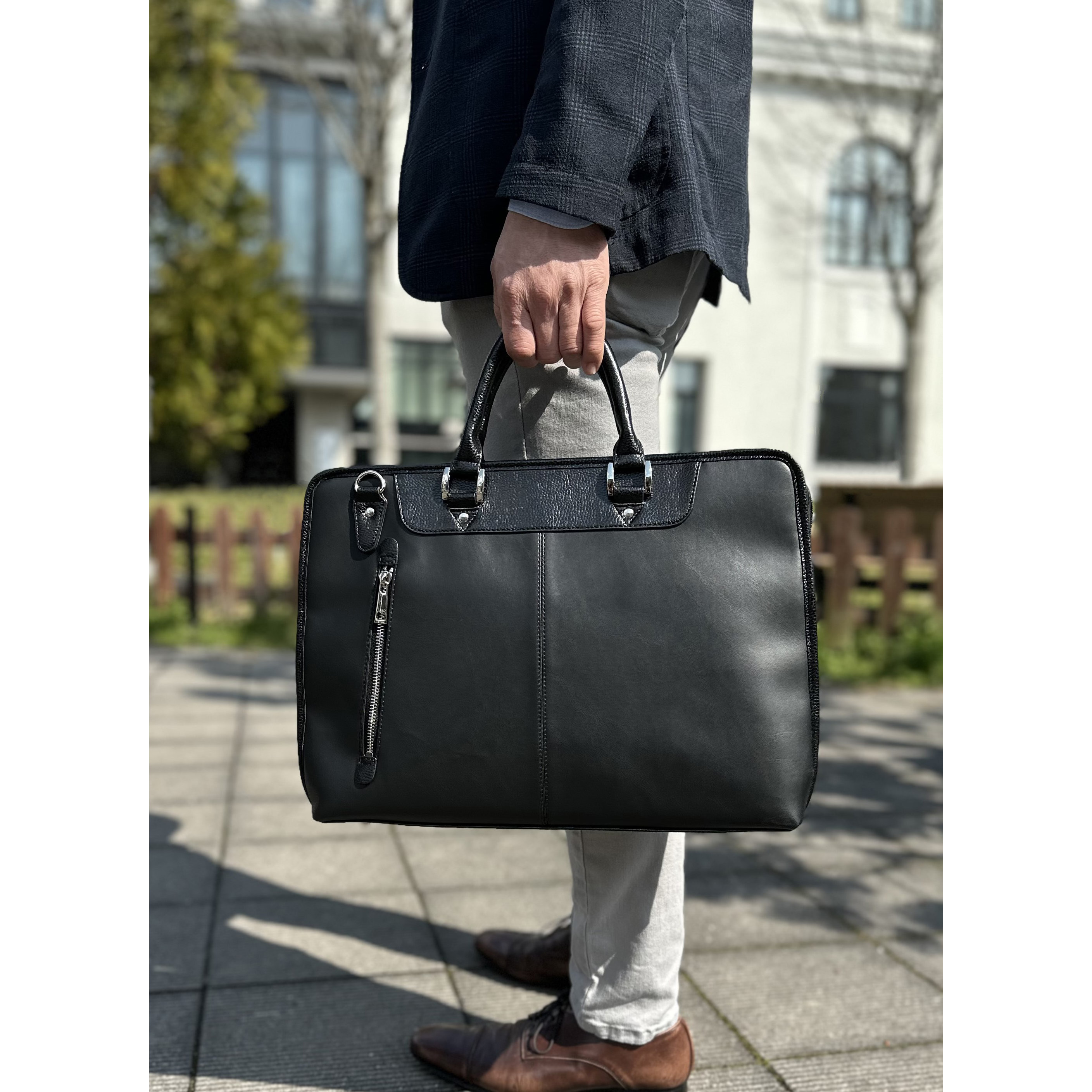 26712-01 大開きファスナーフチ巻きビジネスバッグ 平野鞄 クロ色 横40cm  26712-01