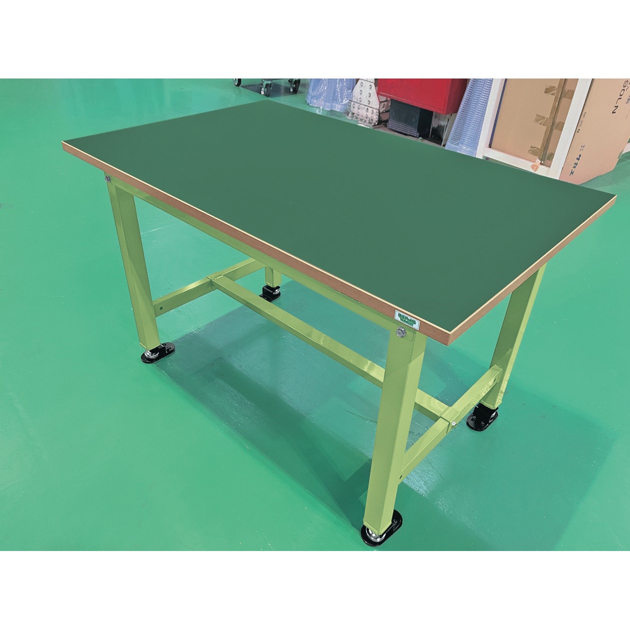 SN-M16-30 作業台用耐震固定金具 サカエ 本体幅125mm奥行65mm高さ42mm