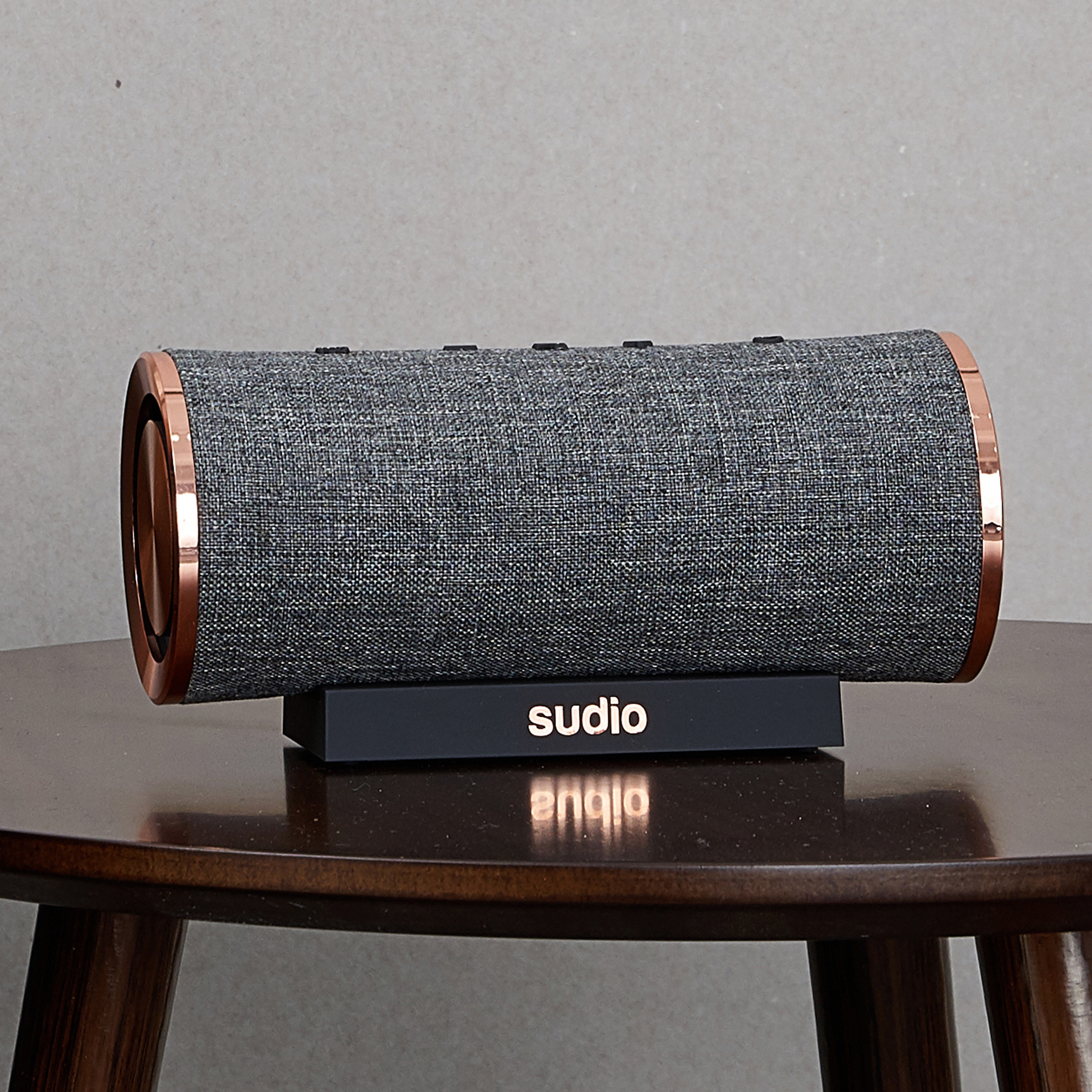 FMTANC Sudio Femtio Black 1個 SUDIO 【通販モノタロウ】